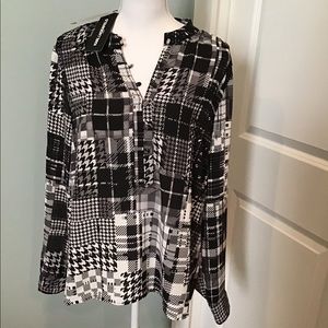 NWT Black geometric print long sleeve blouse